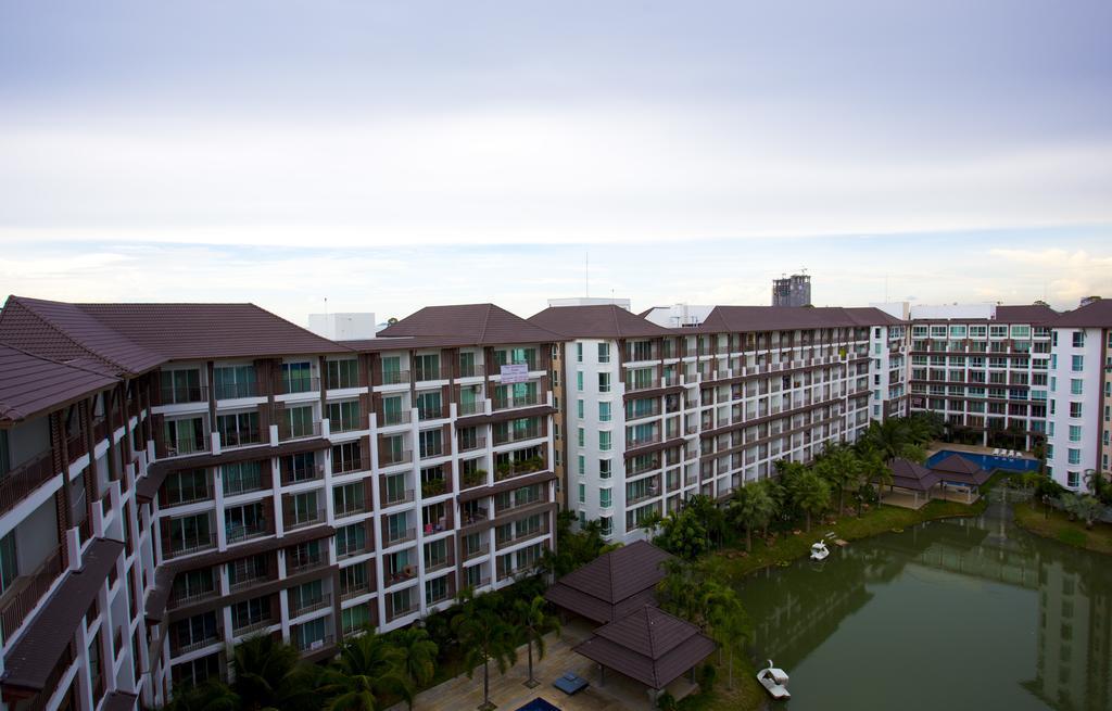 Ratchy Condo Банг-Саре Номер фото